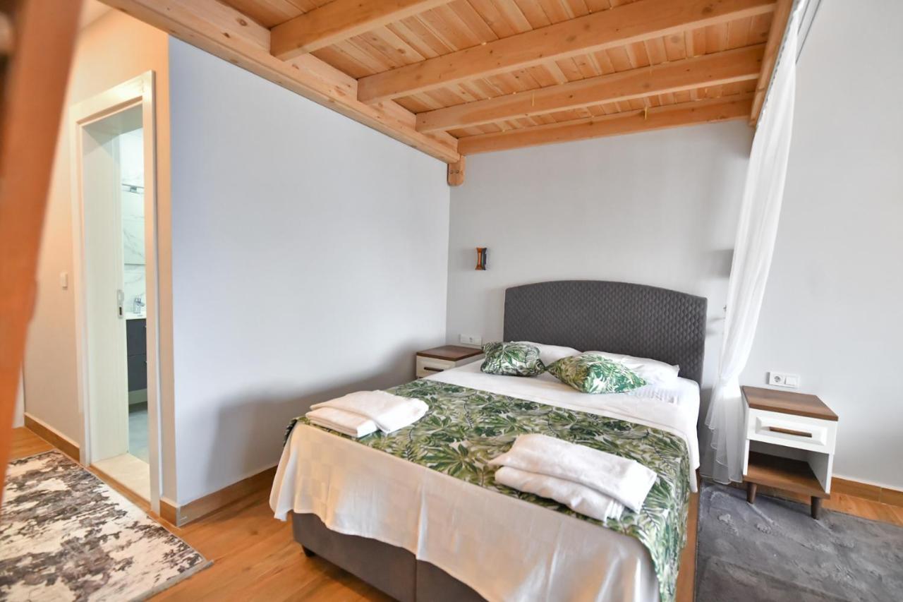 Red Moon Suites Fethiye Zewnętrze zdjęcie