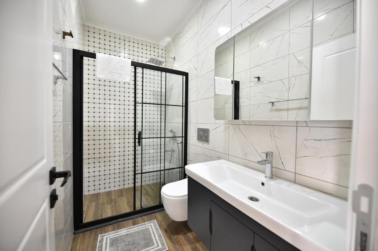 Red Moon Suites Fethiye Zewnętrze zdjęcie